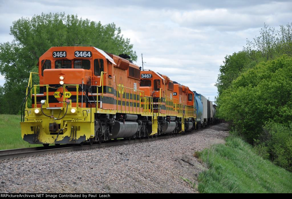 Westbound manifest approaches the line split